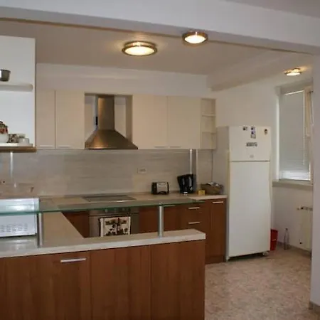 Cozy, Bright, Spacious Apartment In Sofia Center Apartamento Sofía