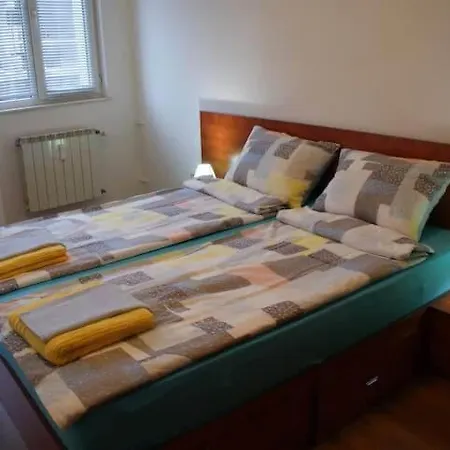 Apartamento Cozy, Bright, Spacious Apartment In Sofia Center Sofía